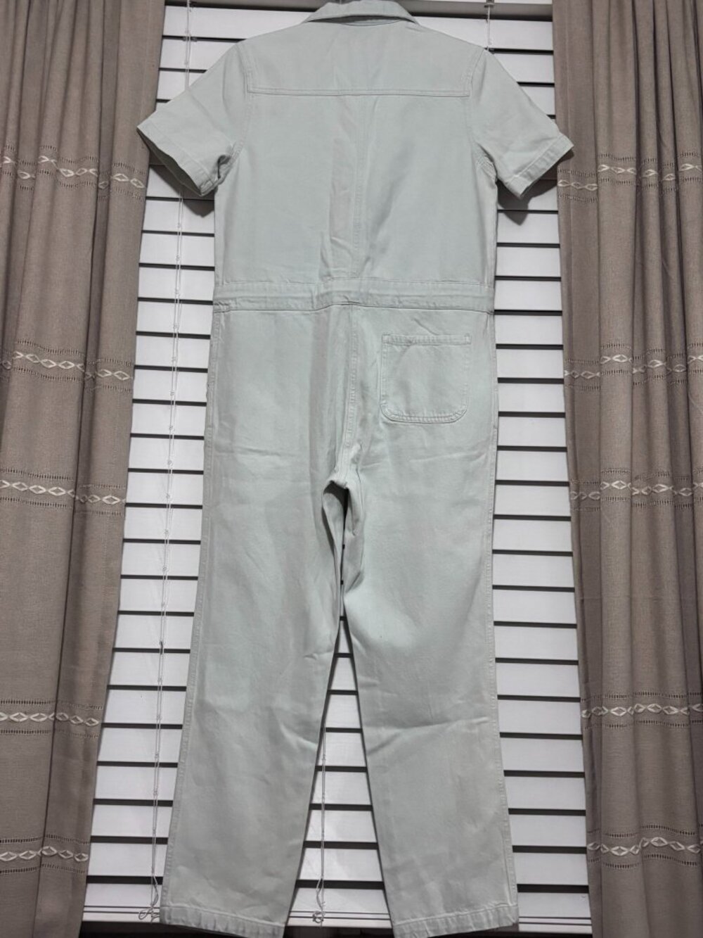 Hunter & Brown Light Wash Denim Short Sleeve Utility Jumpsuit NWT Medium - Picture 2 of 6